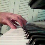 Daniel-Brouse-Keyboards-for-Be-Lined-Blind-Song (2)