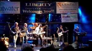 David-Uosikkinen-Ben-Arnold-Rob-Hyman-Greg-Davis-Jeffrey-Gaines-In-The-Pocket-Band (1)