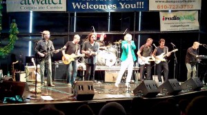 David-Uosikkinen-Rob-Hyman-Greg-Davis-Richard-Bush-In-The-Pocket-Band (2)