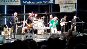 David-Uosikkinen-Rob-Hyman-Greg-Davis-Richard-Bush-In-The-Pocket-Band (9)